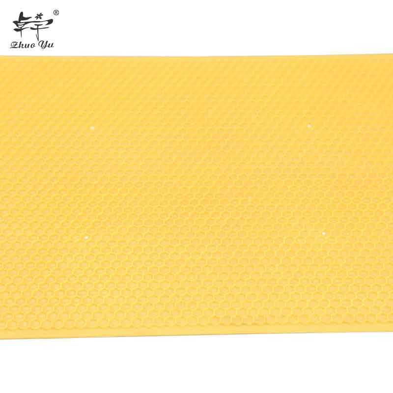 2021 Wholesale Factory Directly Supply Plastic Honey Bees Wax Beeswax Comb Honeycomb Frame Foundation Sheet for Beekeeping