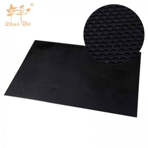 Black-plastic-beeswax-foundation-sheet-1 Bee Black Plastic Comb Foundation Plastic Wholesale with Good Price