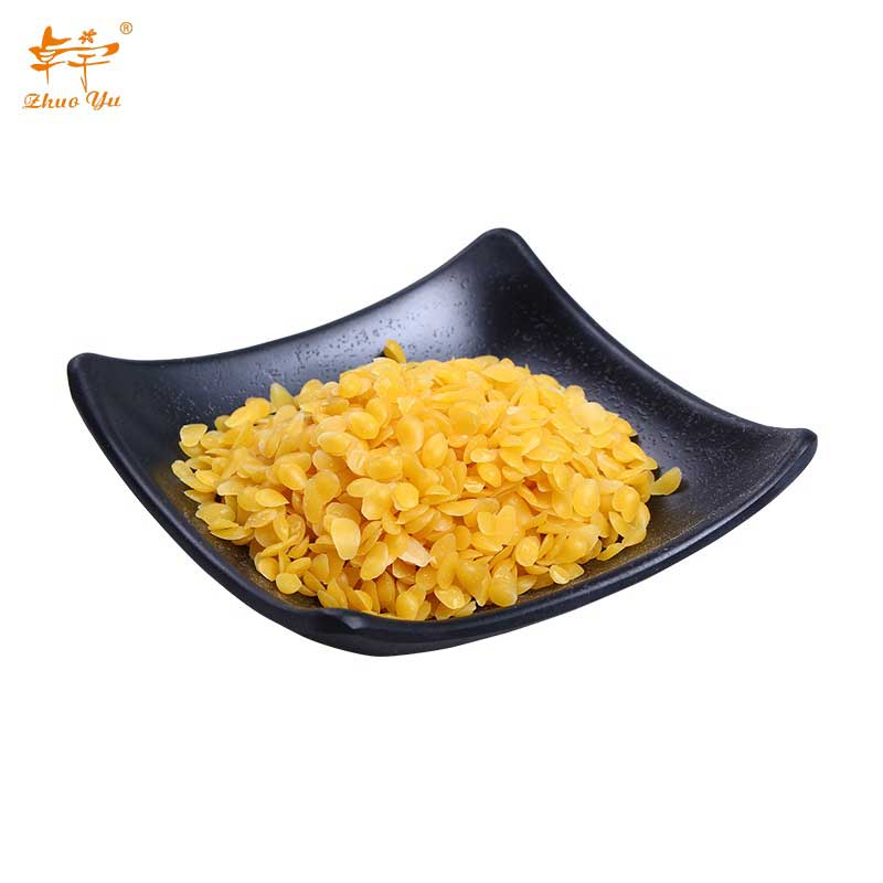 yellow beeswax pellet