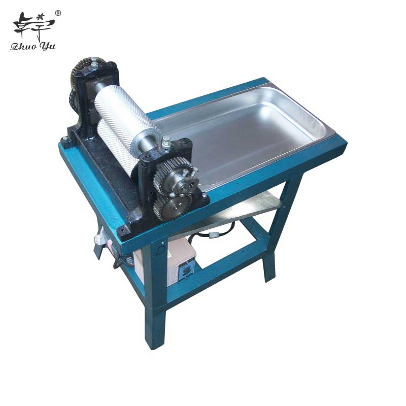 Beekeeping Equipment Electric bee wax Beeswax Comb Foundation Sheet Roller Machine / Beeswax Stamping Machine