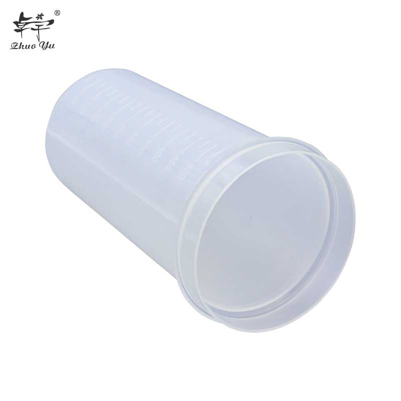 Raised point bee feeder