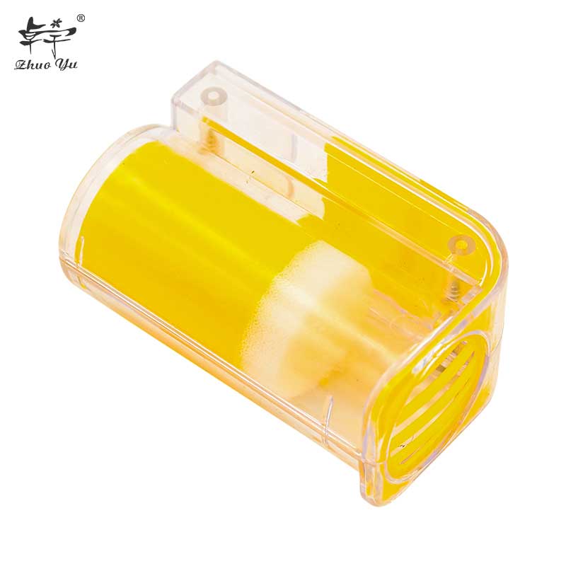 Bee Queen Marking Catcher Plastic Handed Yellow Marker Bottle Plunger Plush Tool Garden Beekeeping Tools Equipment