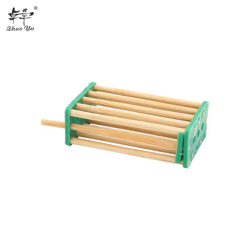 Wholesale Langstroth Beehive Apis Mellifera Bee Cage Wooden Bamboo Queen Cage for Beekeeper