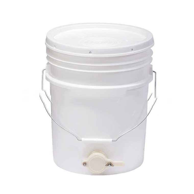 Hot Selling Plastic Honey Tank Bucket Pail with Honey Gate Value for Beekeeping